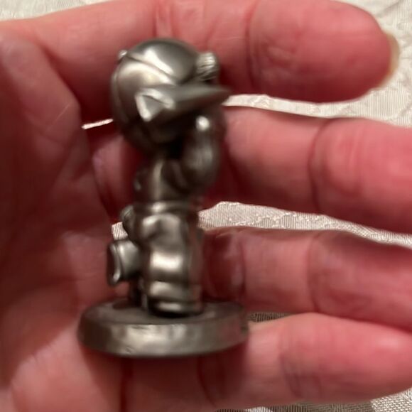Vintage Avon 1983 pewter “Hard at Work” bear figurine EVC - Picture 6 of 10